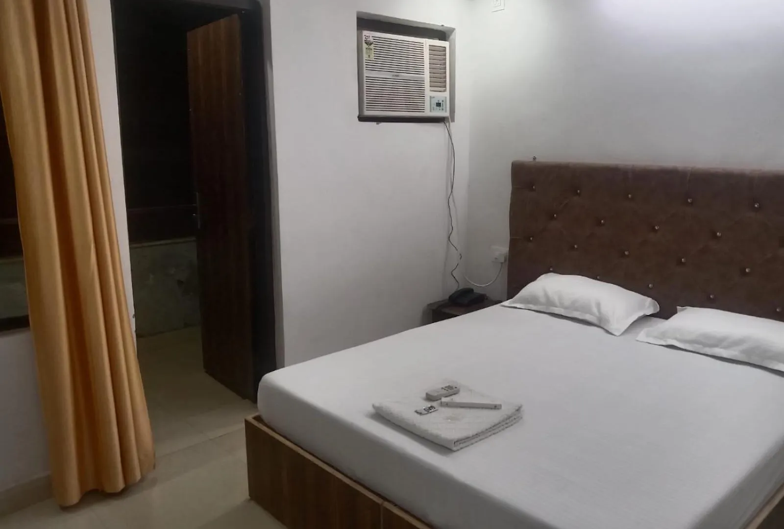 Bed & Breakfast Shanti Residency Nuova Delhi India