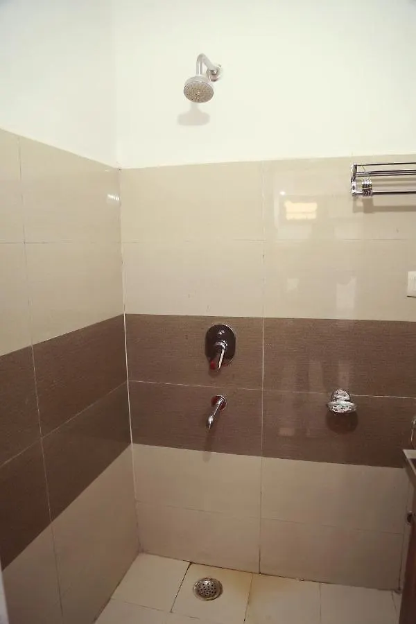 Bed & Breakfast Shanti Residency New Delhi