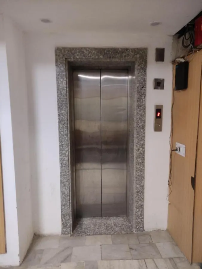 Shanti Residency New Delhi 0*,  India