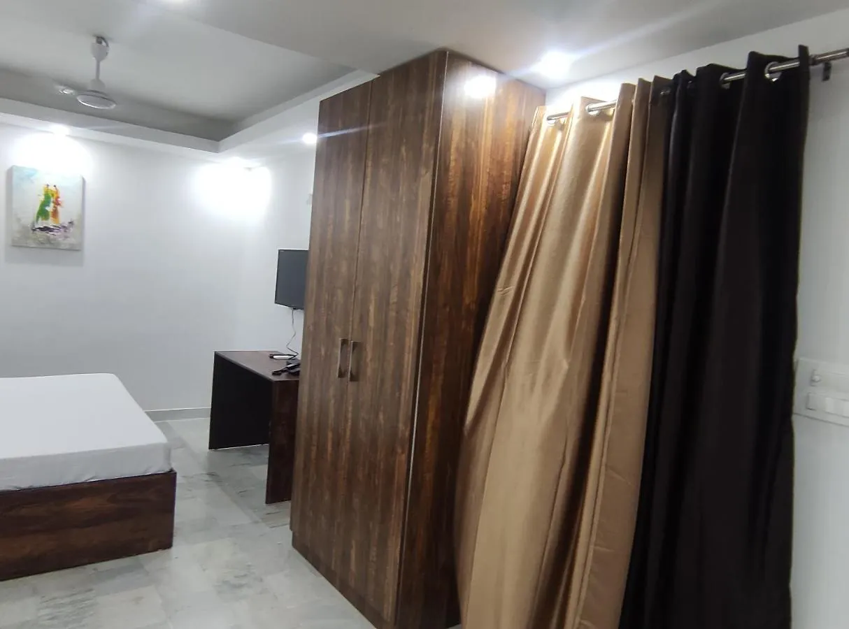 Bed & Breakfast Shanti Residency New Delhi India